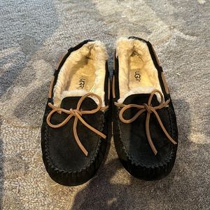 Ugg slippers size 7